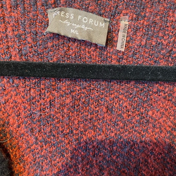 Dress forum medium nylon/ acrylic plaid red& blue cardigan…. - Picture 4 of 8